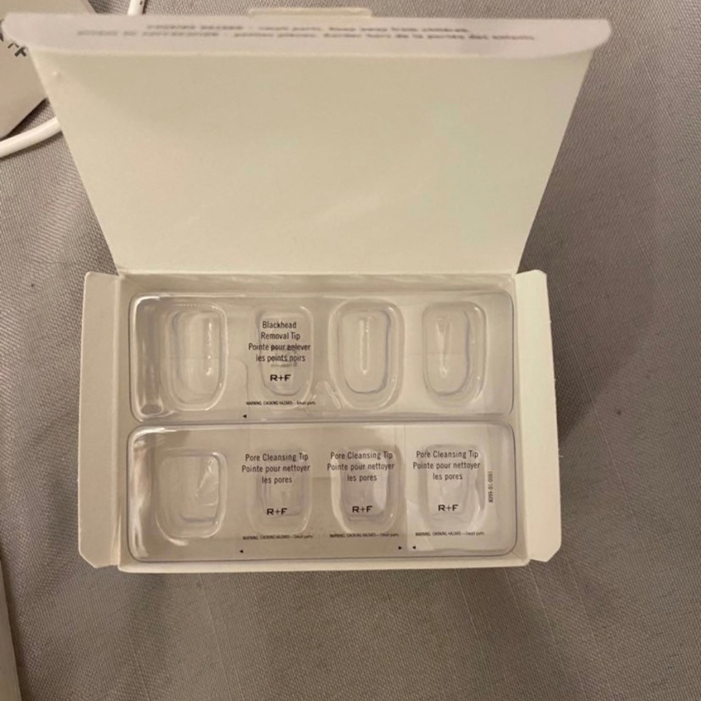 ⚡️PRICE DROP⚡️Rodan & Fields Pore Cleansing MD - Picture 5 of 5
